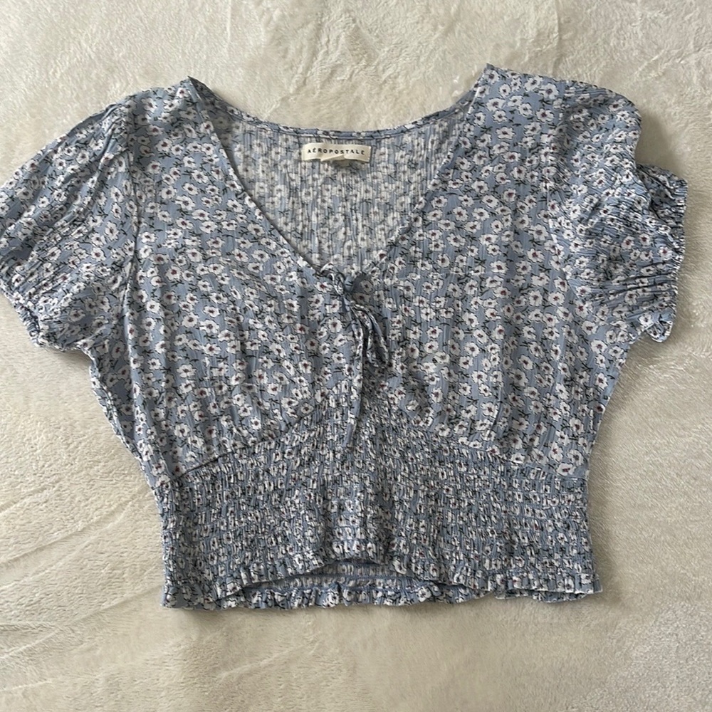 Aeropostale cropped shirt!